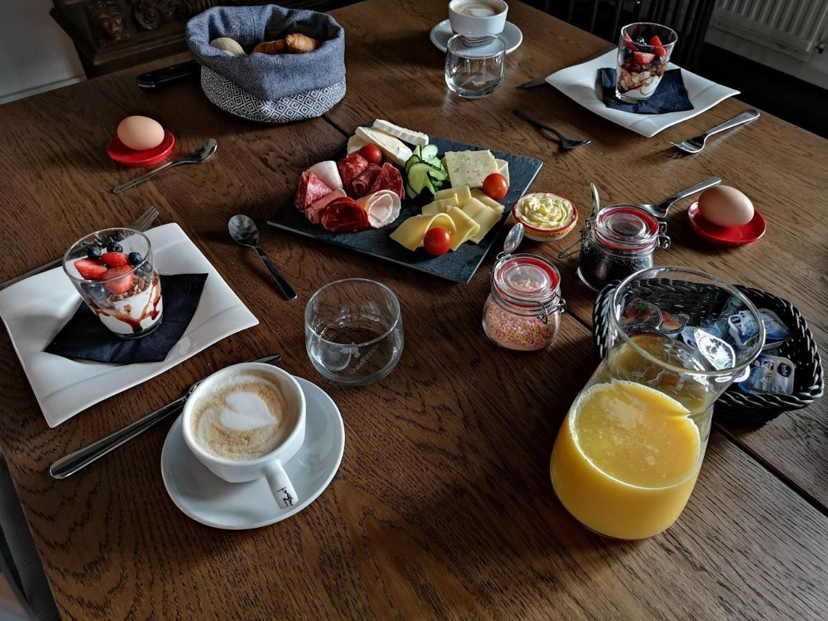 B&B De Koffietuin บีคแบร์เกิน ภายนอก รูปภาพ